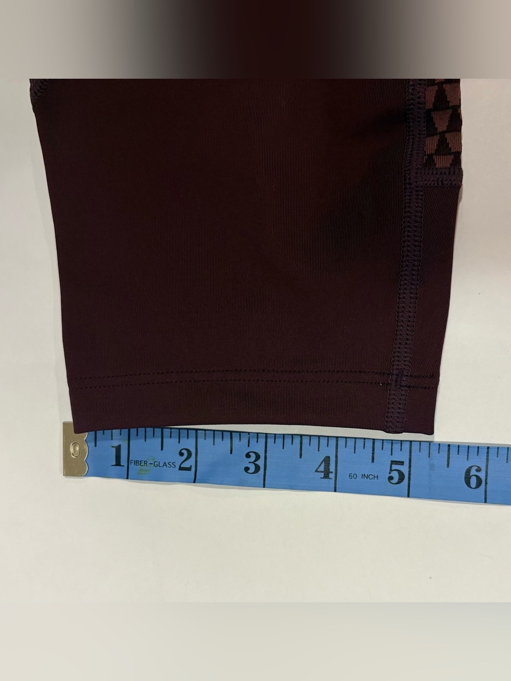 NWT ASICS Burgundy Geometric Capri Leggings | Size Medium - Picture 12 of 14